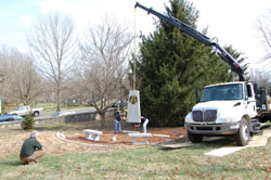 Installing the Kentucky Organ Donor Monument - Pic 3